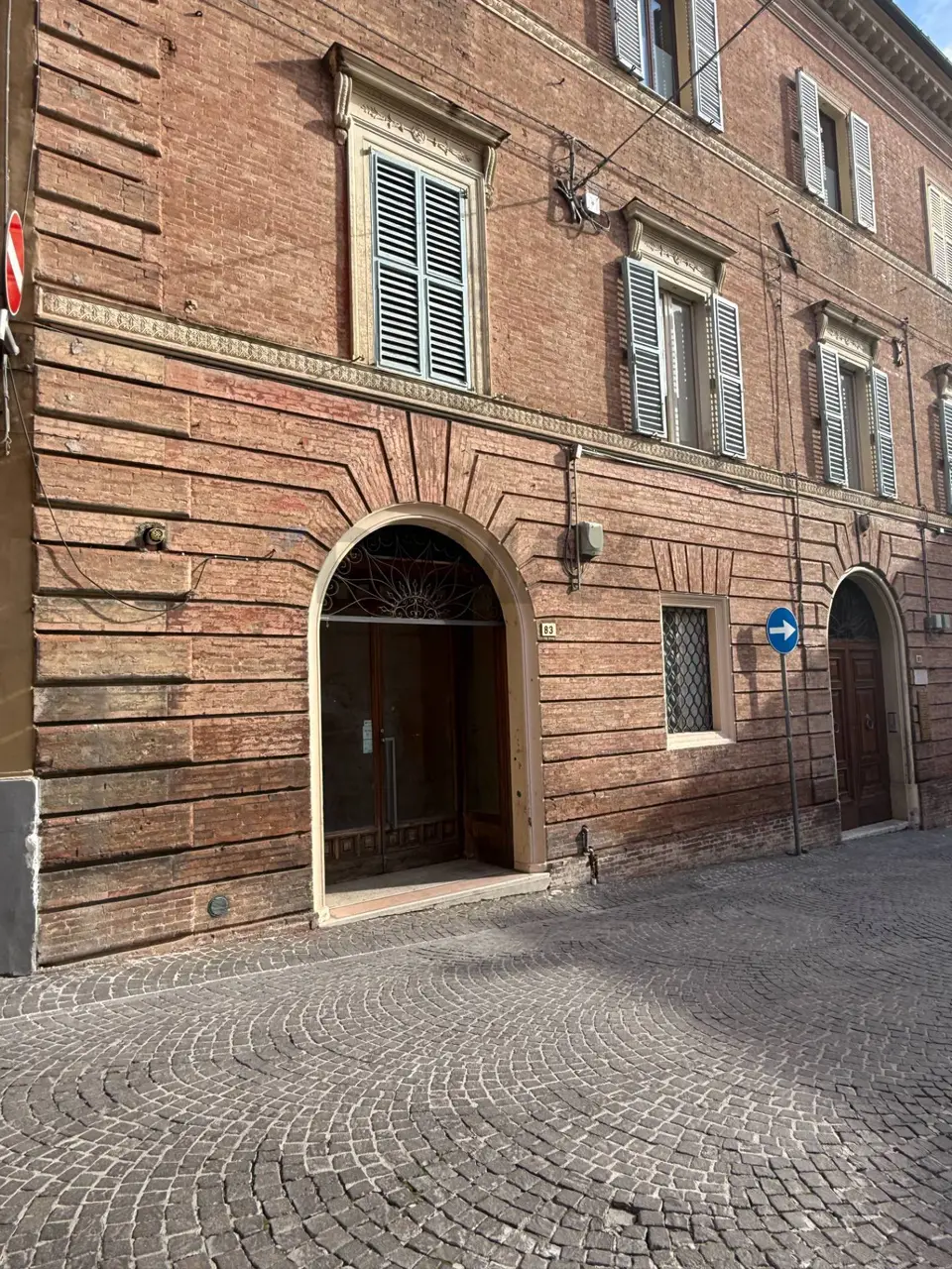 Locale Commerciale in Vendita a Fabriano