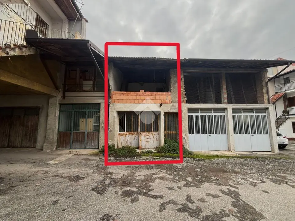 Casa di corte in vendita a Capriate San Gervasio