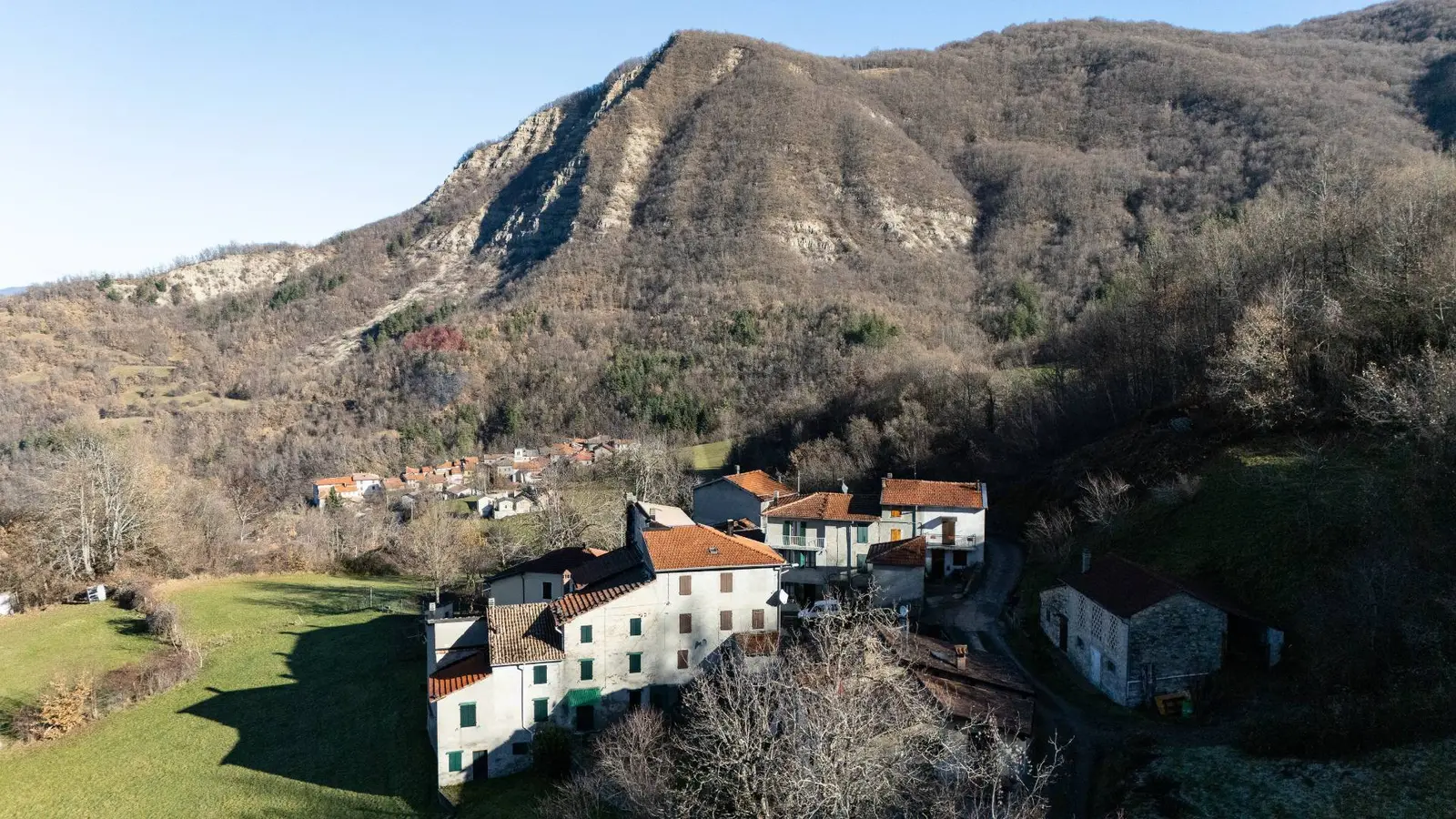 Porzione di casa in Vendita a Corniglio