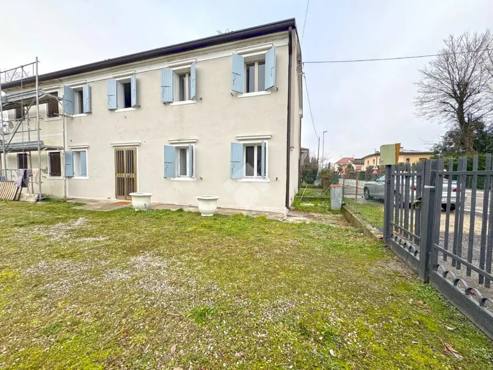 Bifamiliare in vendita a Piazzola Sul Brenta