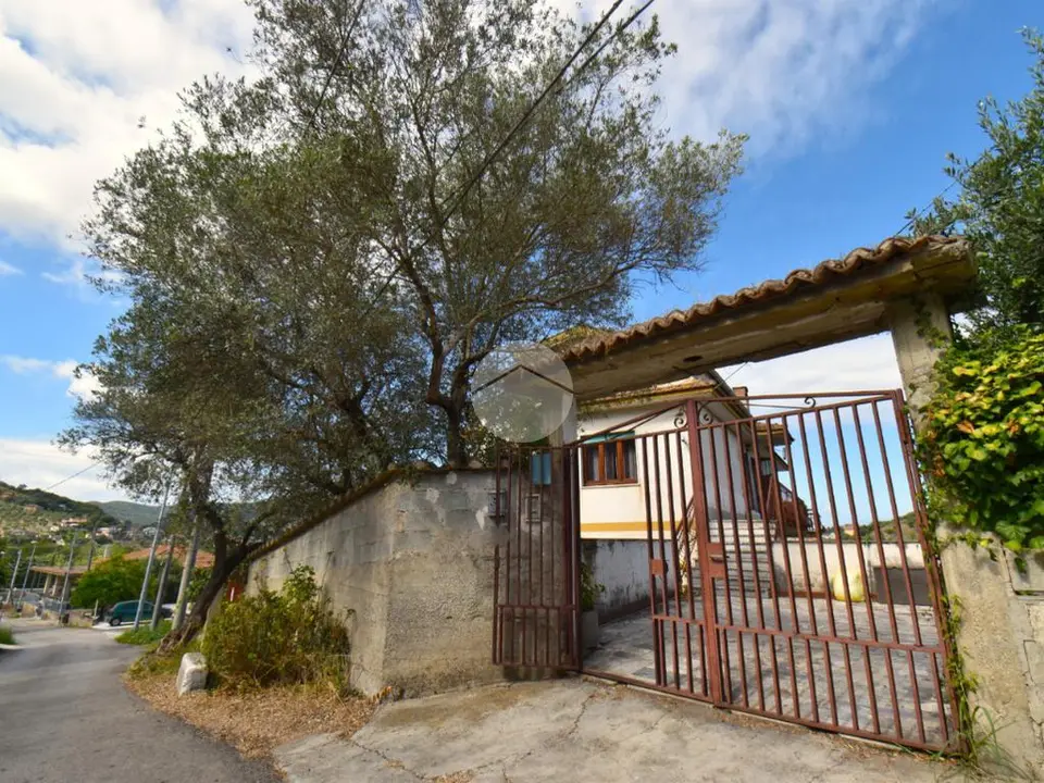 Trifamiliare in vendita a Agropoli