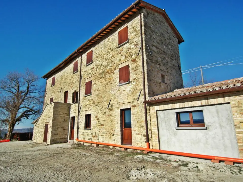 Rustico in vendita a Gualdo Tadino