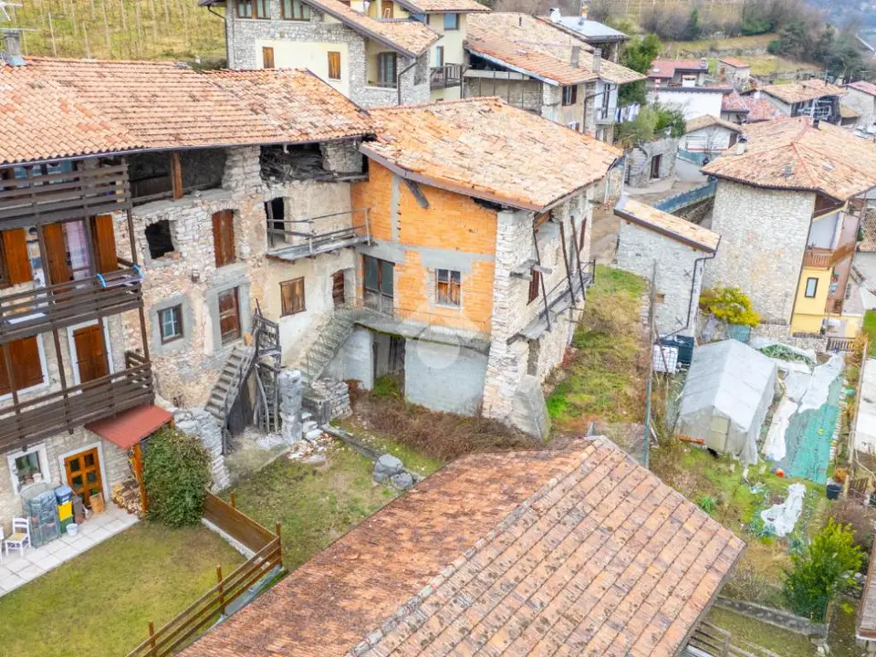 Trilocale in vendita a Isera
