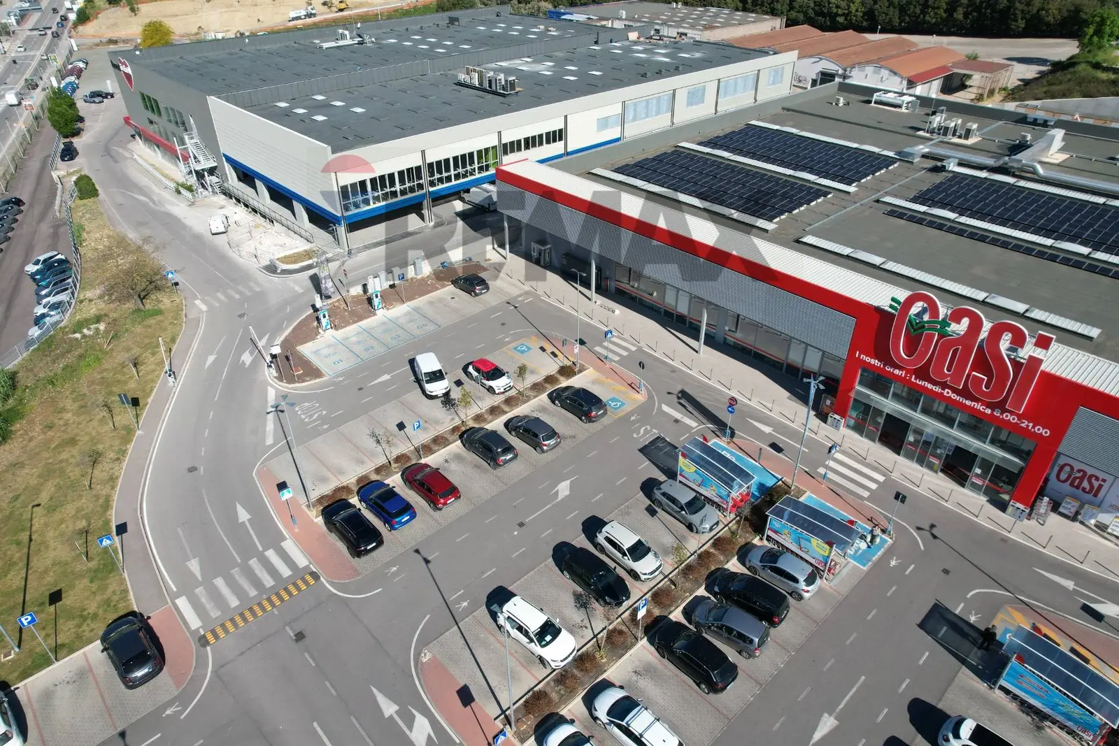 Locale Commerciale in Affitto a Corciano