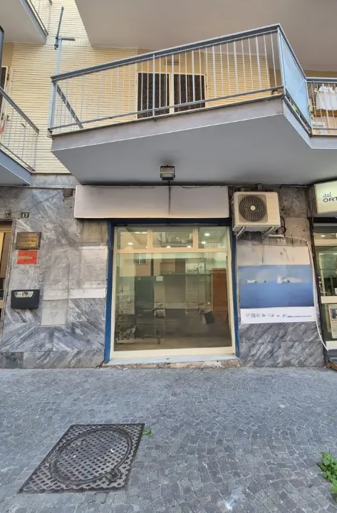Negozio in Via Fusco 19, Torre Annunziata (NA)