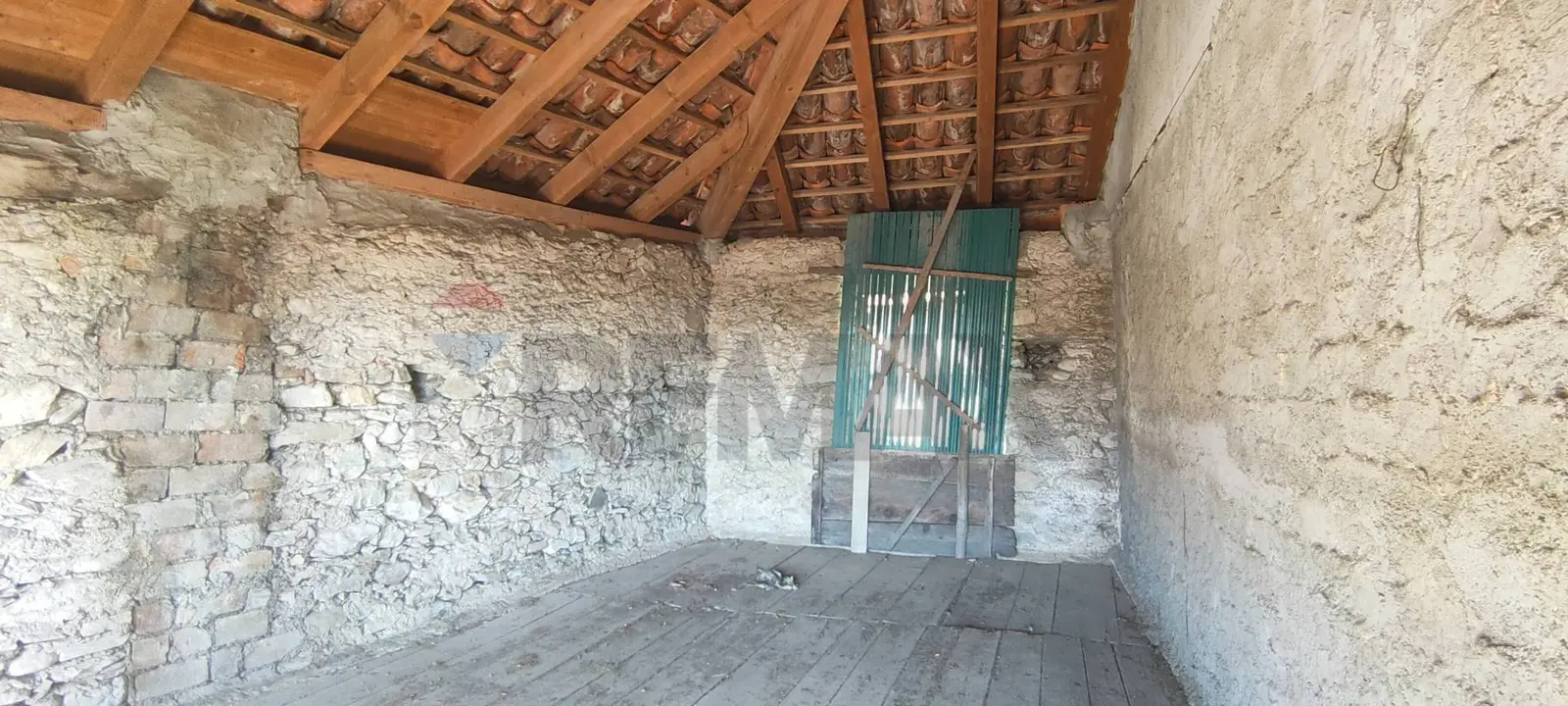 Porzione di casa in Vendita a Lesa