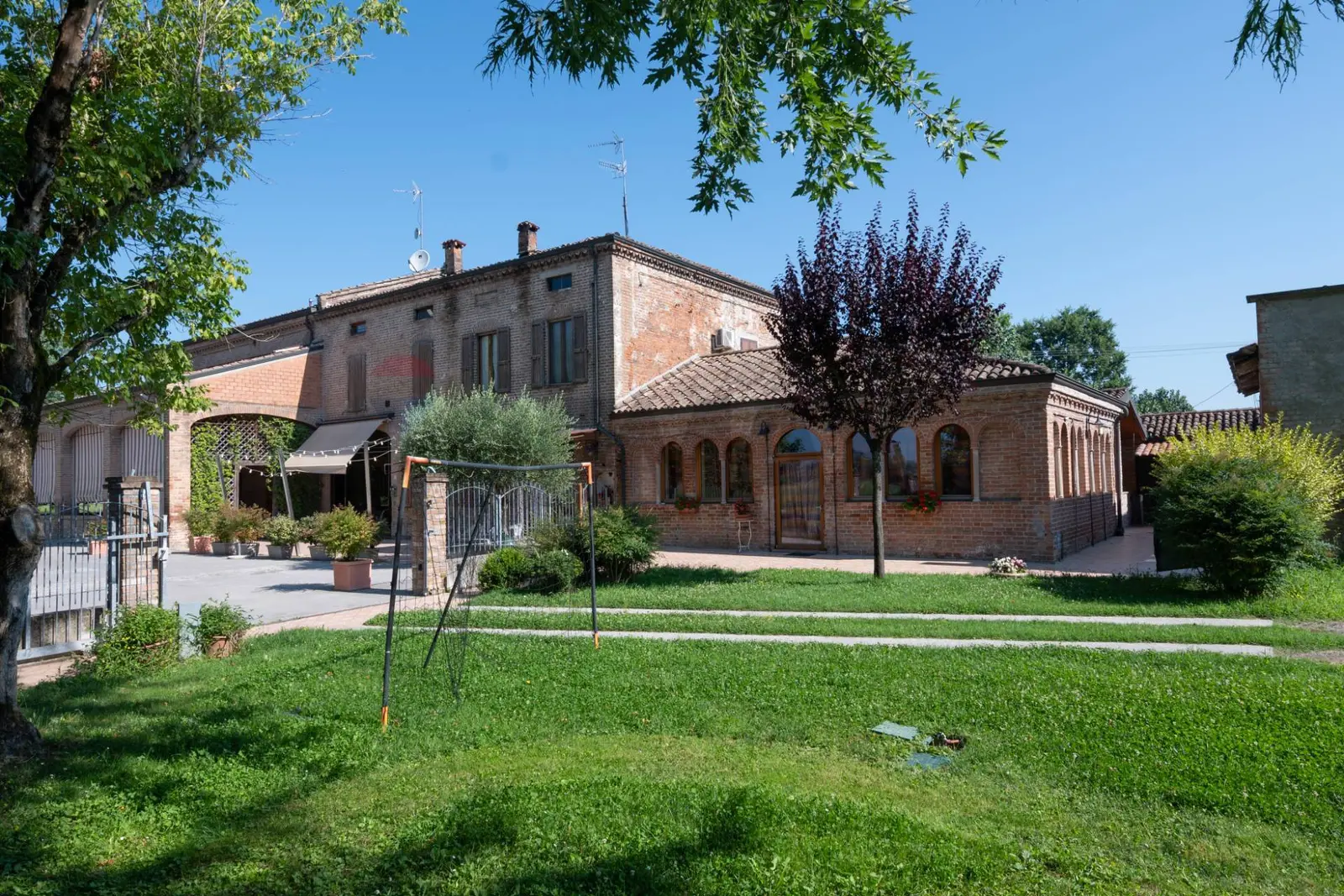 Albergo/Hotel in Vendita a Fontanellato