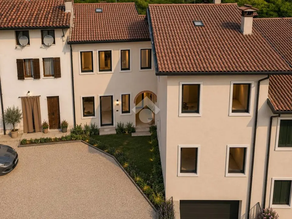 Casa di corte in vendita a San Giovanni Ilarione