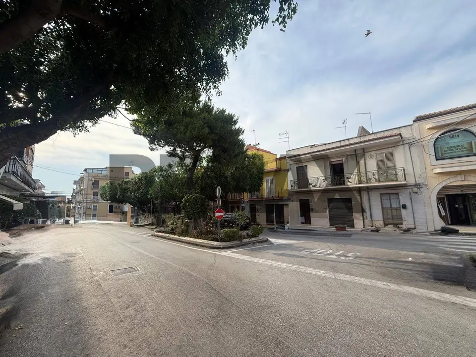 Magazzino in Vendita a Siracusa