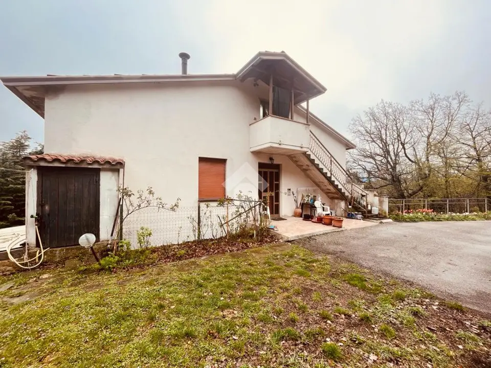 Casa indipendente in vendita a Assisi