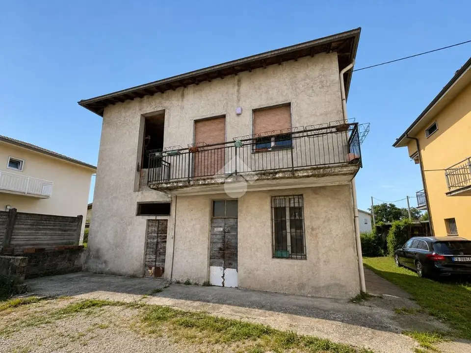 Casa indipendente in vendita a Almenno San Bartolomeo