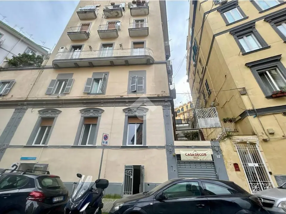 Bilocale in vendita a Napoli
