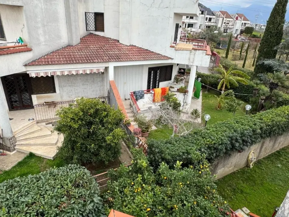 4 bedroom Villa for sale in San Cipriano Picentino