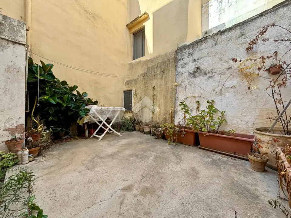 5 locali in vendita a Gallipoli