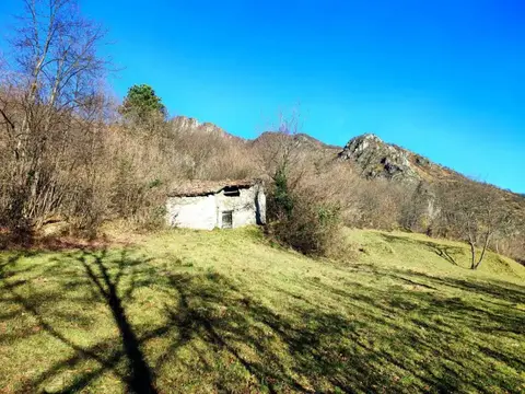 Casa Indipendente in Via Alla Pineta  46, Corrido (CO)