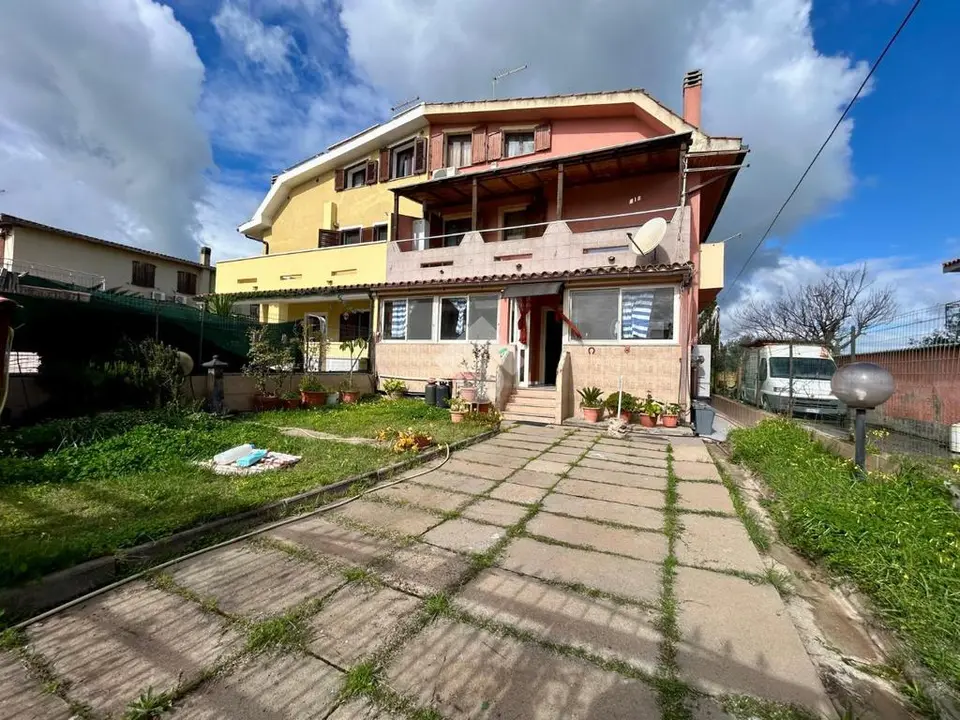 Porzione di quadrifamiliare in vendita a Capoterra