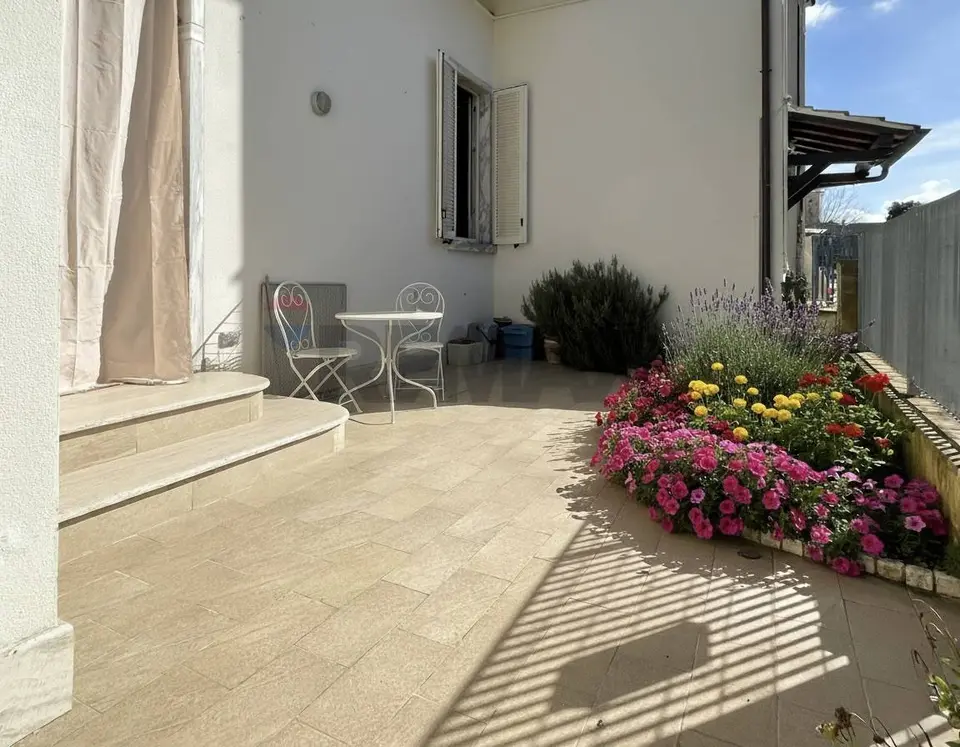 Appartamento in Vendita a Seravezza