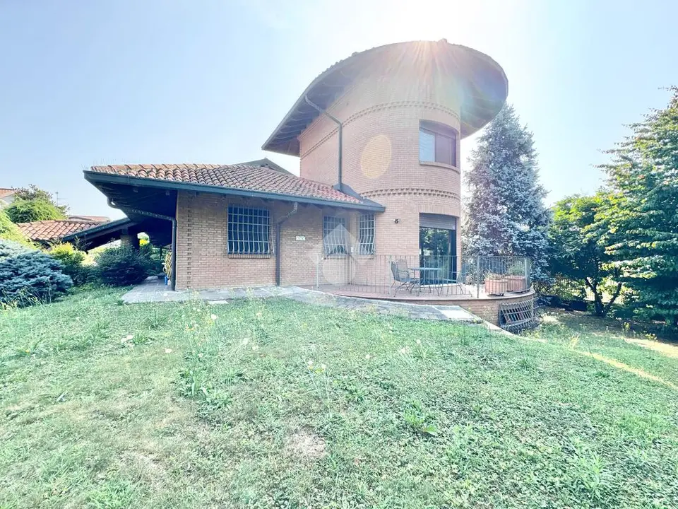Villa singola in vendita a Noviglio