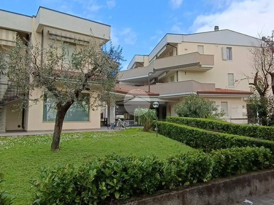 Bilocale in vendita a Sirmione