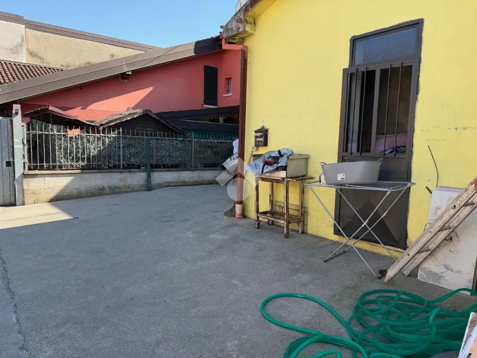 Casa indipendente in vendita a Leno
