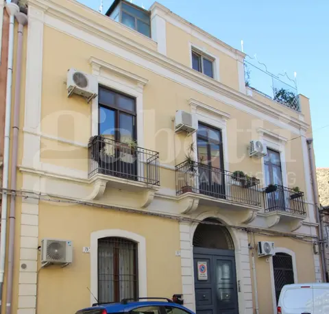 Appartamento in Via Cavaliere 77, Catania (CT)