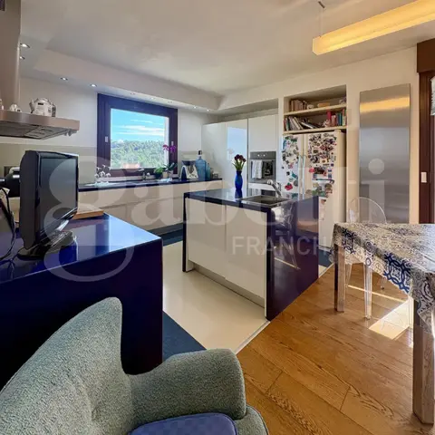 Appartamento in Via Dei Falconi 59, Cagliari (CA)