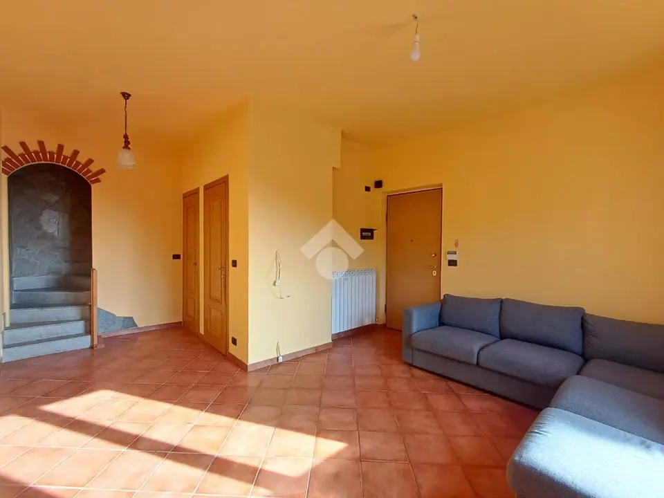 5 locali in vendita a Savignone
