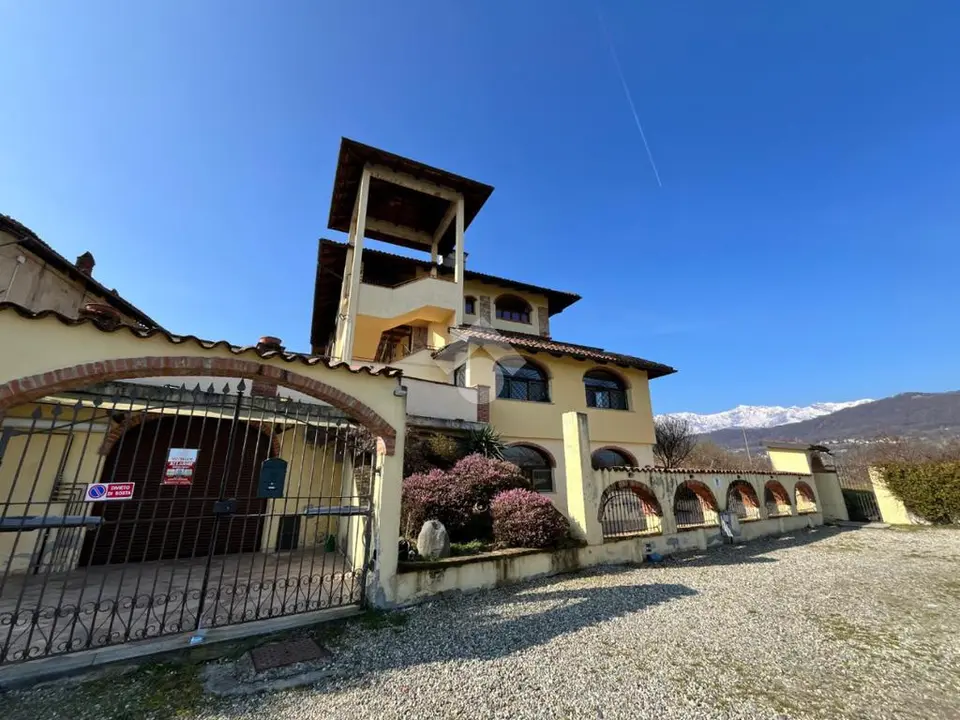 Monolocale in affitto a Parella