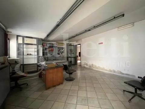 Laboratorio in via bologna 1, Siracusa (SR)