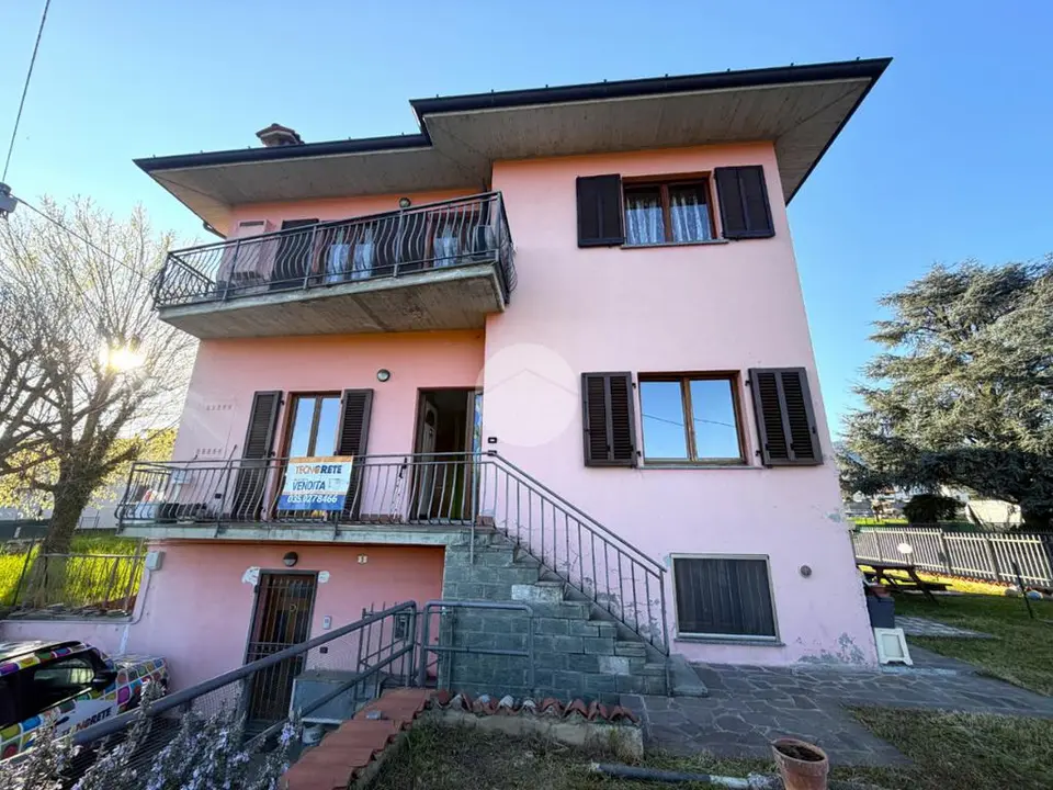 Quadrilocale in vendita a Trescore Balneario
