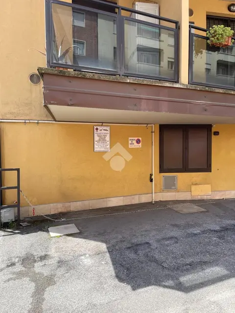 Posto auto in vendita a Bologna