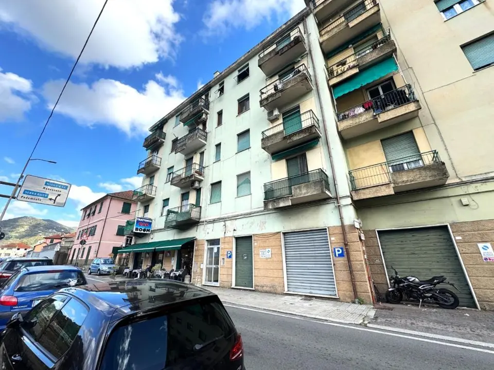 Trilocale in vendita a Genova
