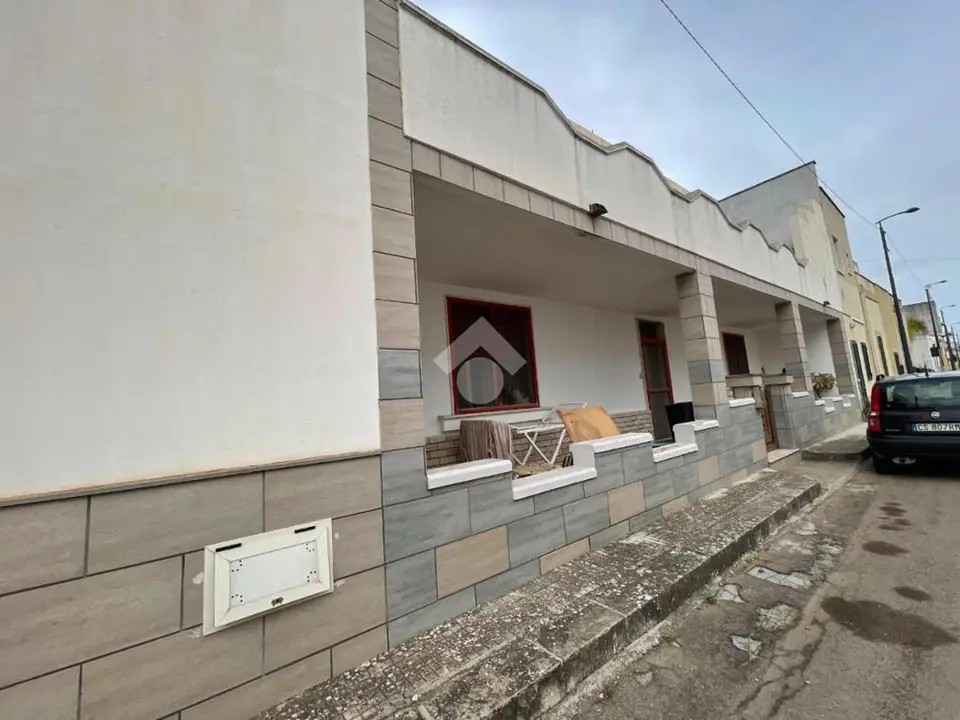 Casa indipendente in vendita a Alliste