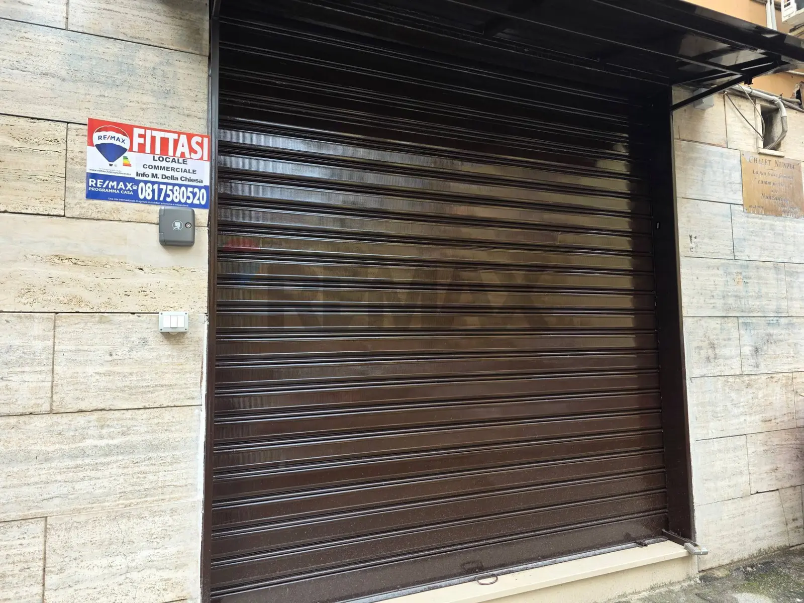 Negozio in Affitto a Casoria