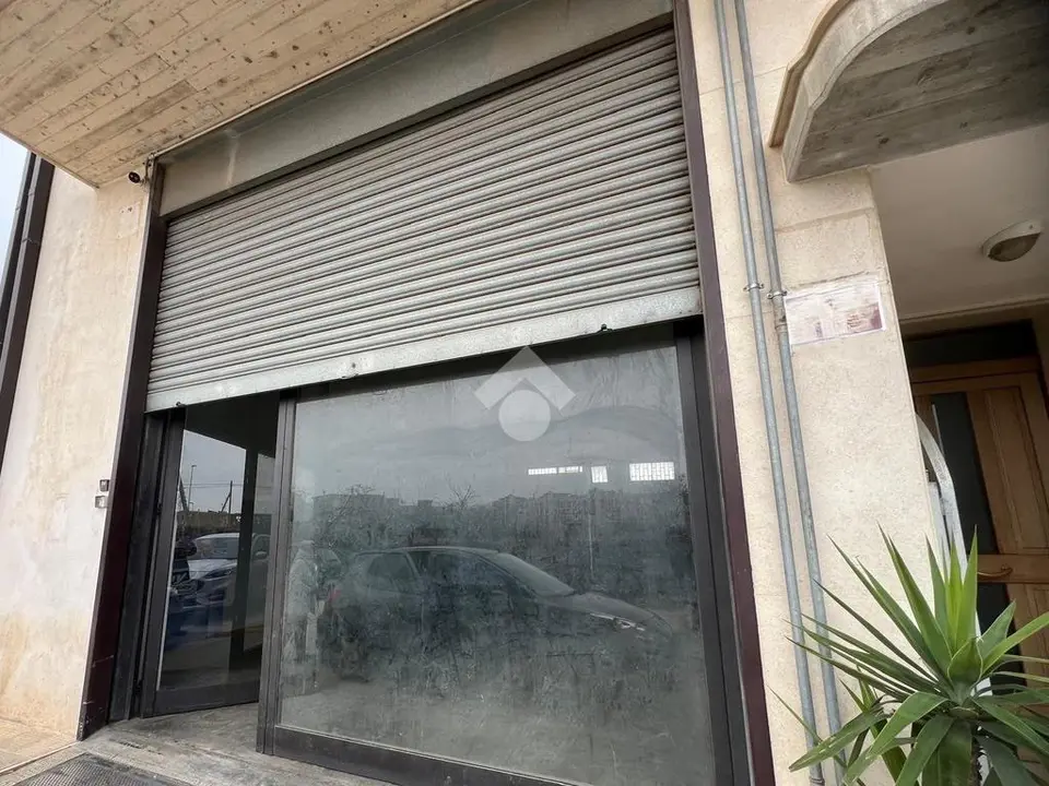 Box / posti auto in affitto a Altamura
