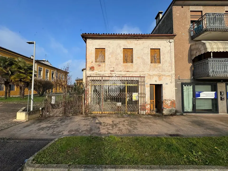 Palazzina in vendita a Piazzola Sul Brenta