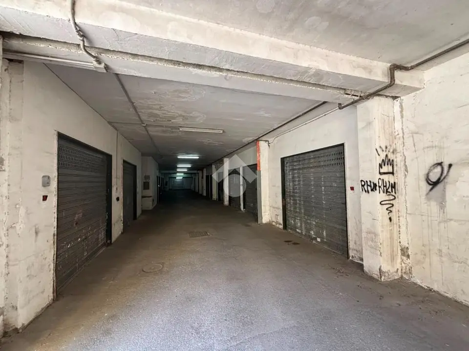 Box / posti auto in vendita a Marano Di Napoli