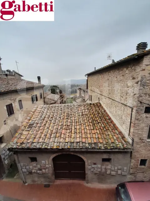 Appartamento a Casole d'Elsa (SI)